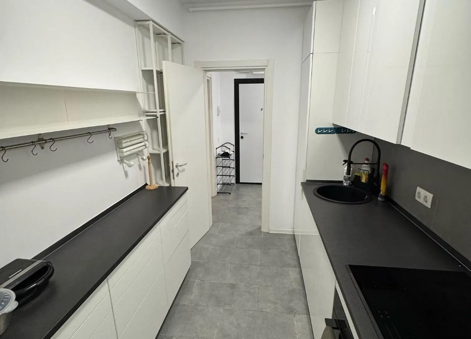 Resort Vibes In Bucharest Atria 2Br Pool Parking